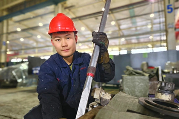 神南產業發展公司姜肖航：我要成為一名「金牌」維修工